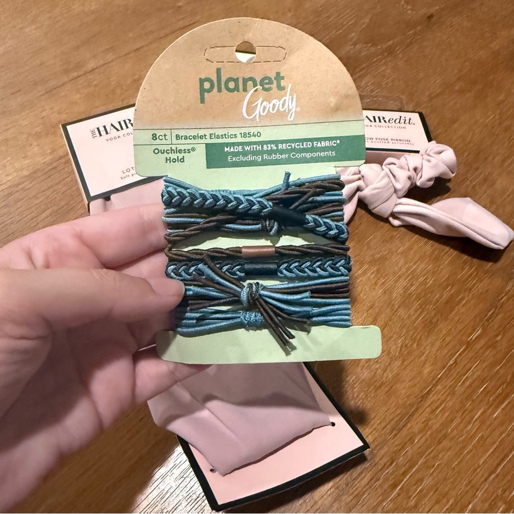 Hair Accessories Set NEW - Picture 2 of 5